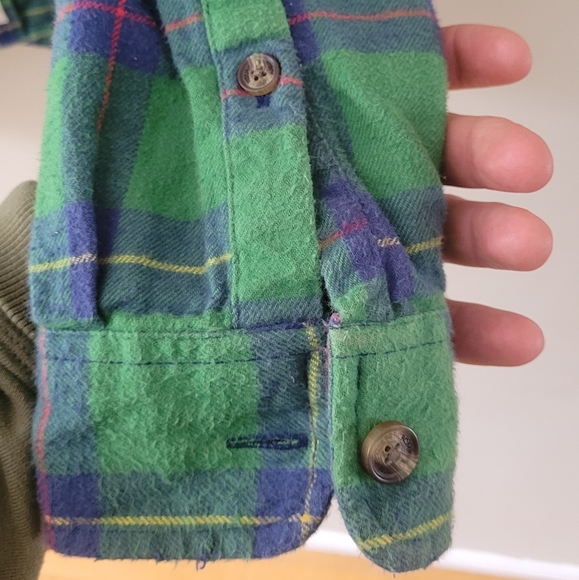 Abercrombie flannel for teens or young adults - Picture 10 of 10